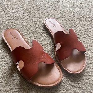 Universal Threads Slide Sandals Brown/Cognac Size 8